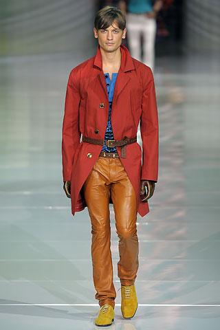 Roberto Cavalli / - 2009